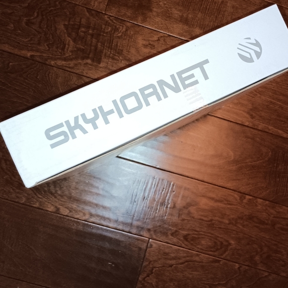 Brand NEW in Box SkyHornet Quadrocopter Drone - Picture 4 of 4